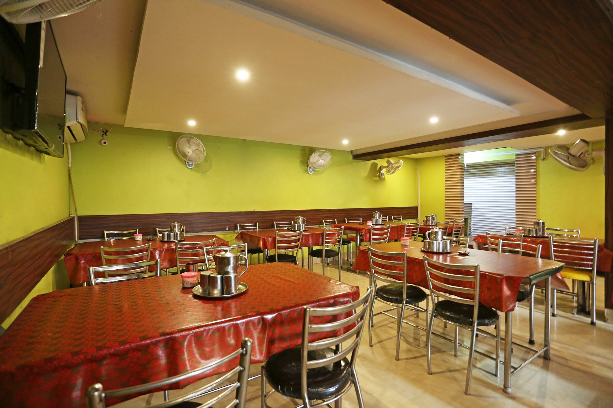 Oyo 5719 Hotel Jannat Palace Bhubaneswar Ngoại thất bức ảnh